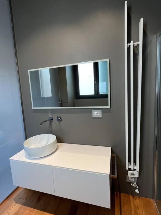 Apartment New On Lungarno Soderini Near Ponte Vecchio *