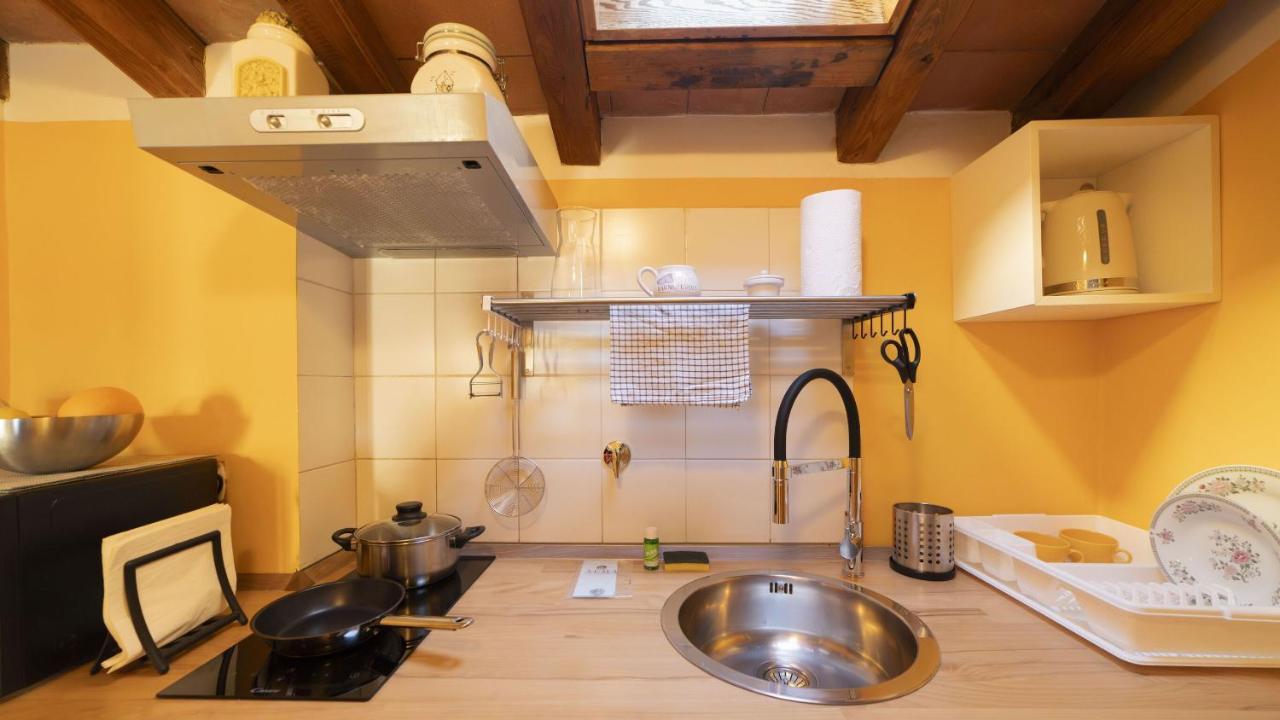 3 Terrace In Apartment