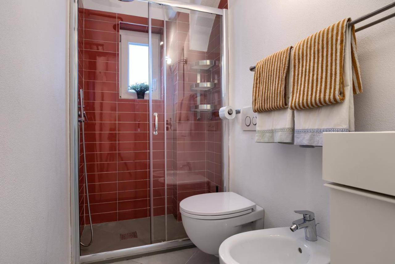 La Corte Di San Frediano Apartment *