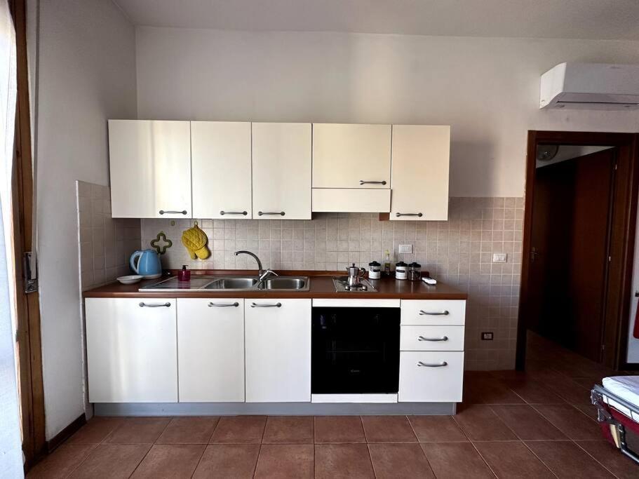Mv Apartament 4b *