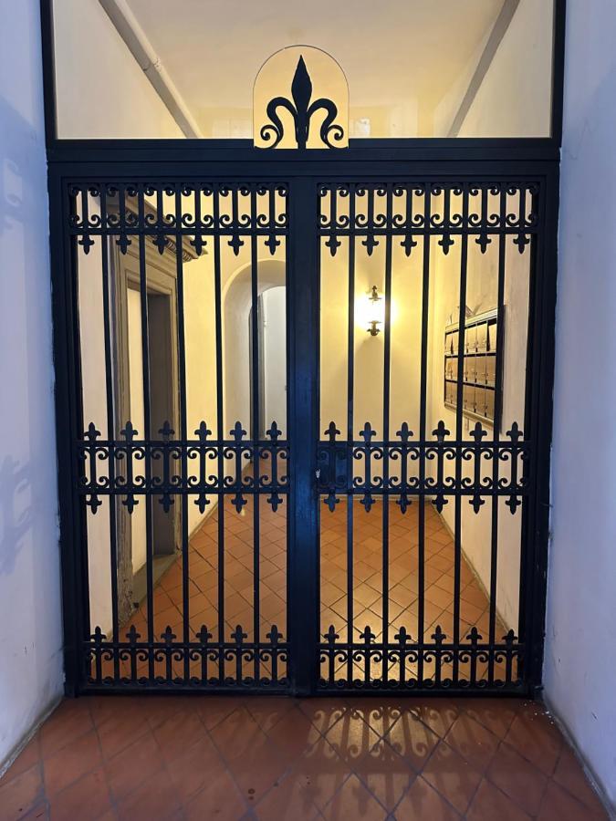 Elegante Borgo San Jacopo * Florence