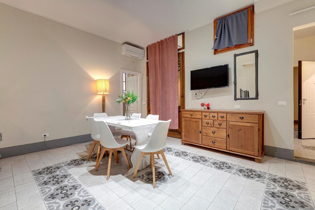 Apartment Proconsolo 9d *