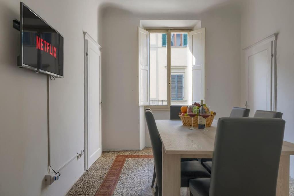 Nel Cuore Di + Wifi+aria Condizionata +netflix Firenze