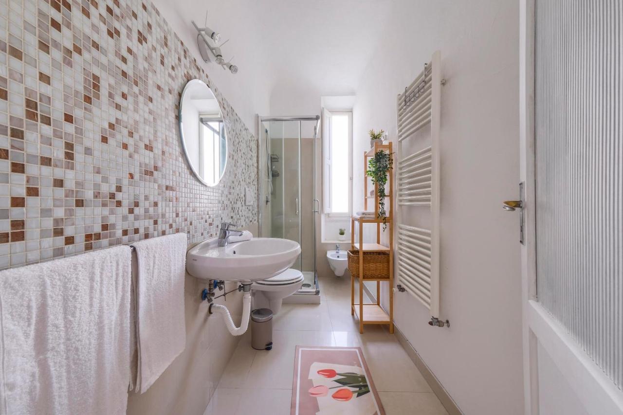 Apartment Nel Cuore Di + Wifi+aria Condizionata +netflix *