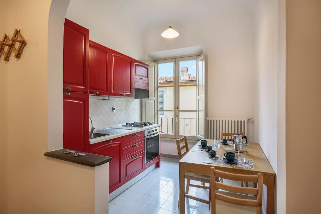 Palazzo Borghese 2 Bedroom Florence