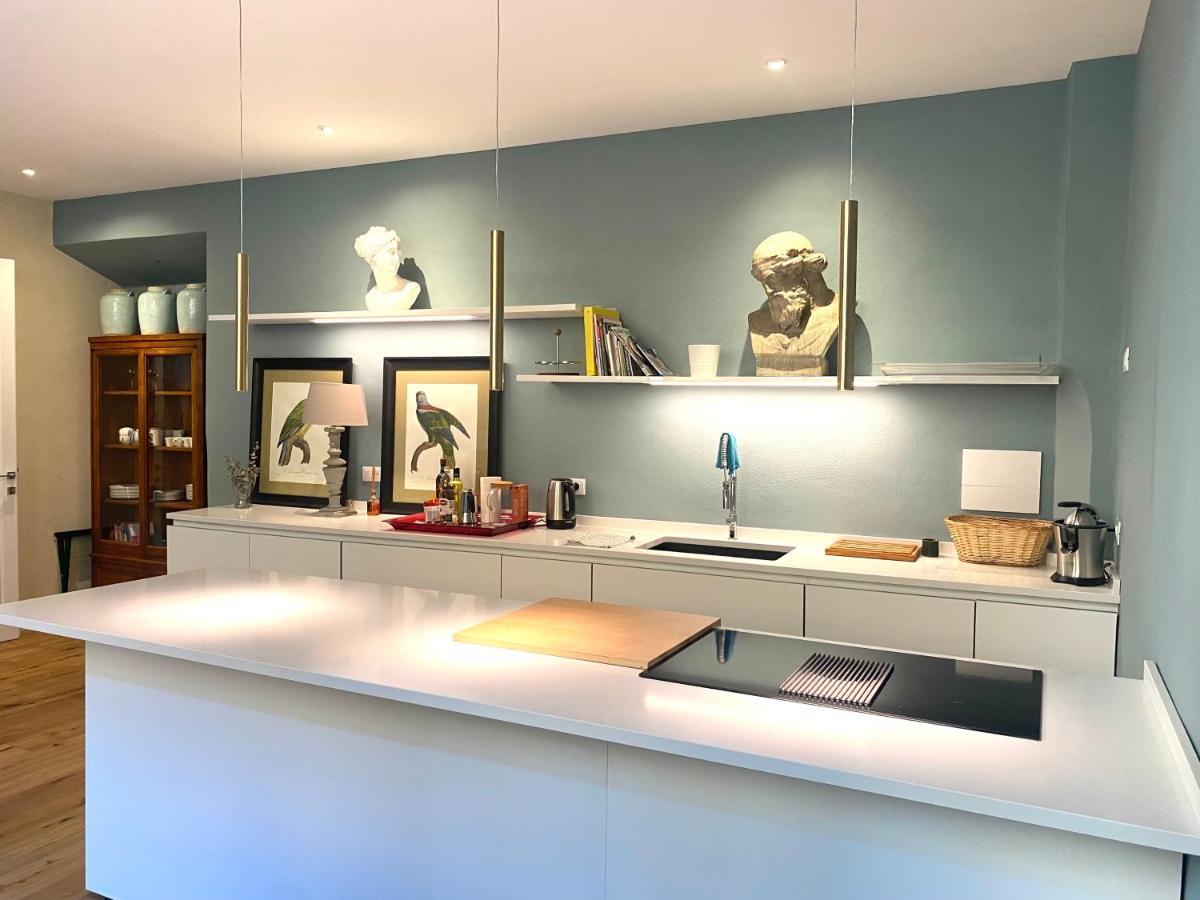 Accademia Newly Renovated Ancient Abbey Apartment