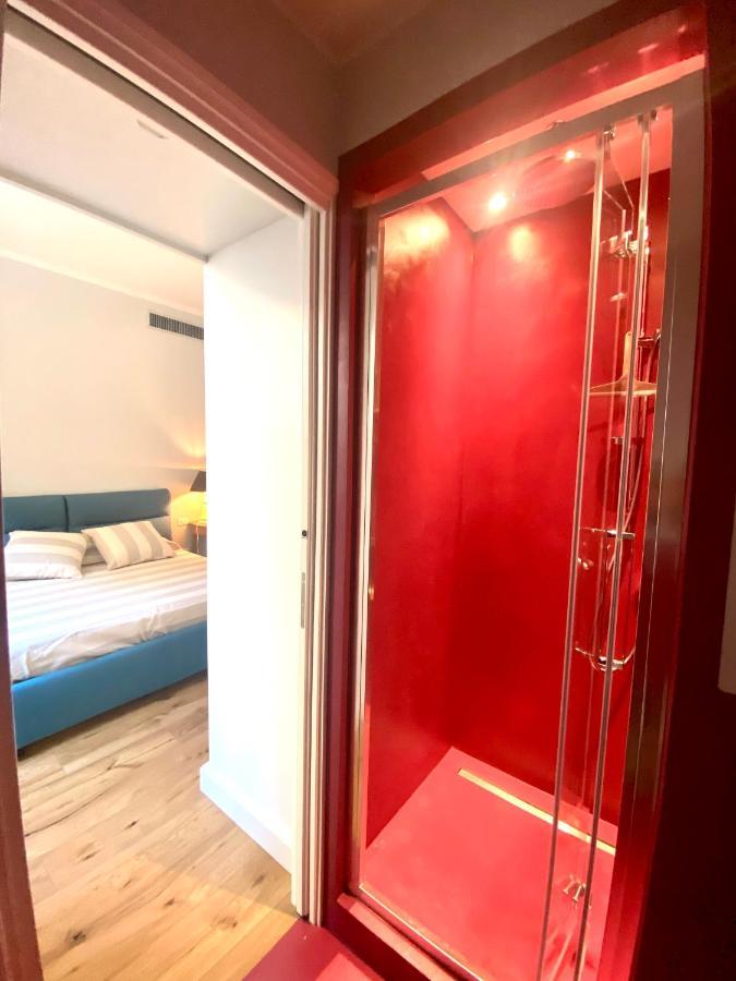 Accademia Newly Renovated Ancient Abbey Apartment