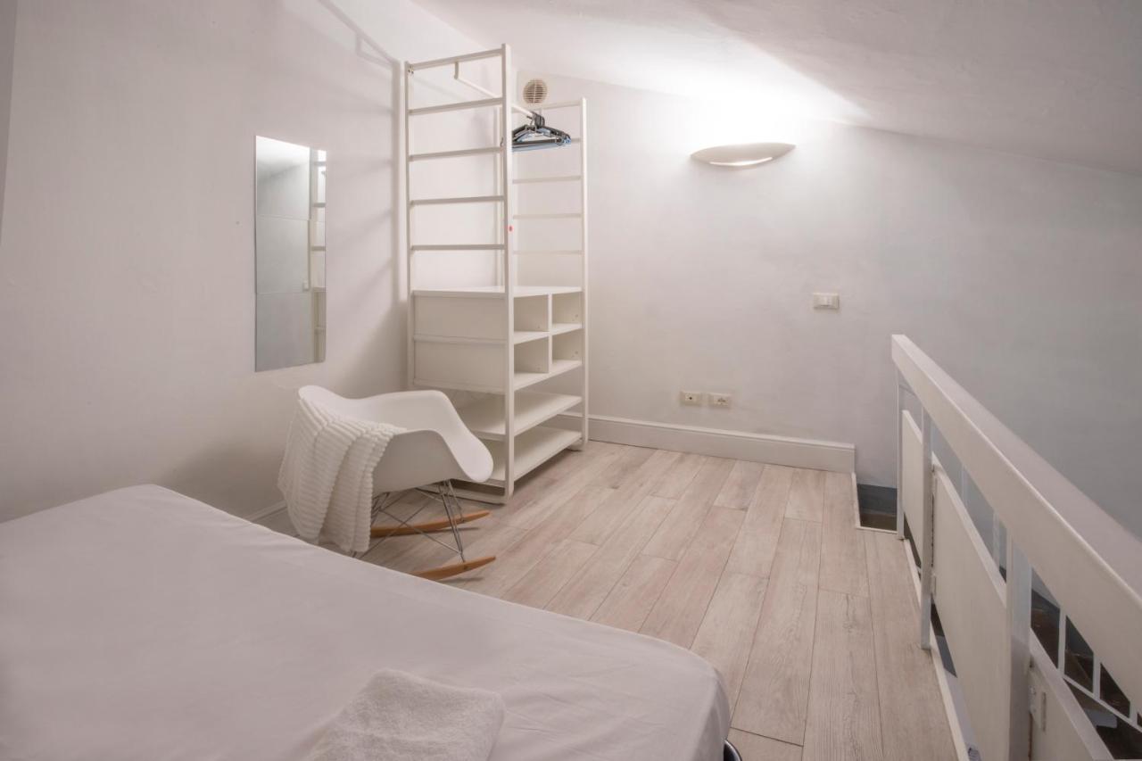 Laura Silent Loft Apartment Florence