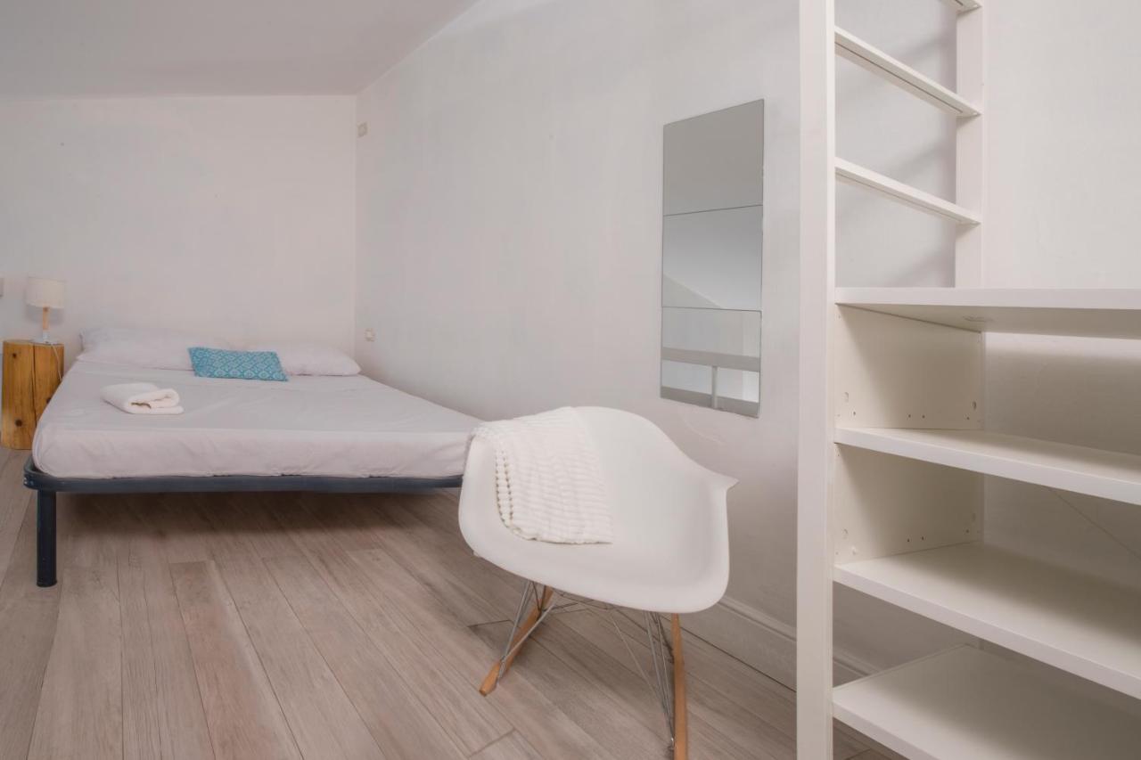 Laura Silent Loft Apartment Florence