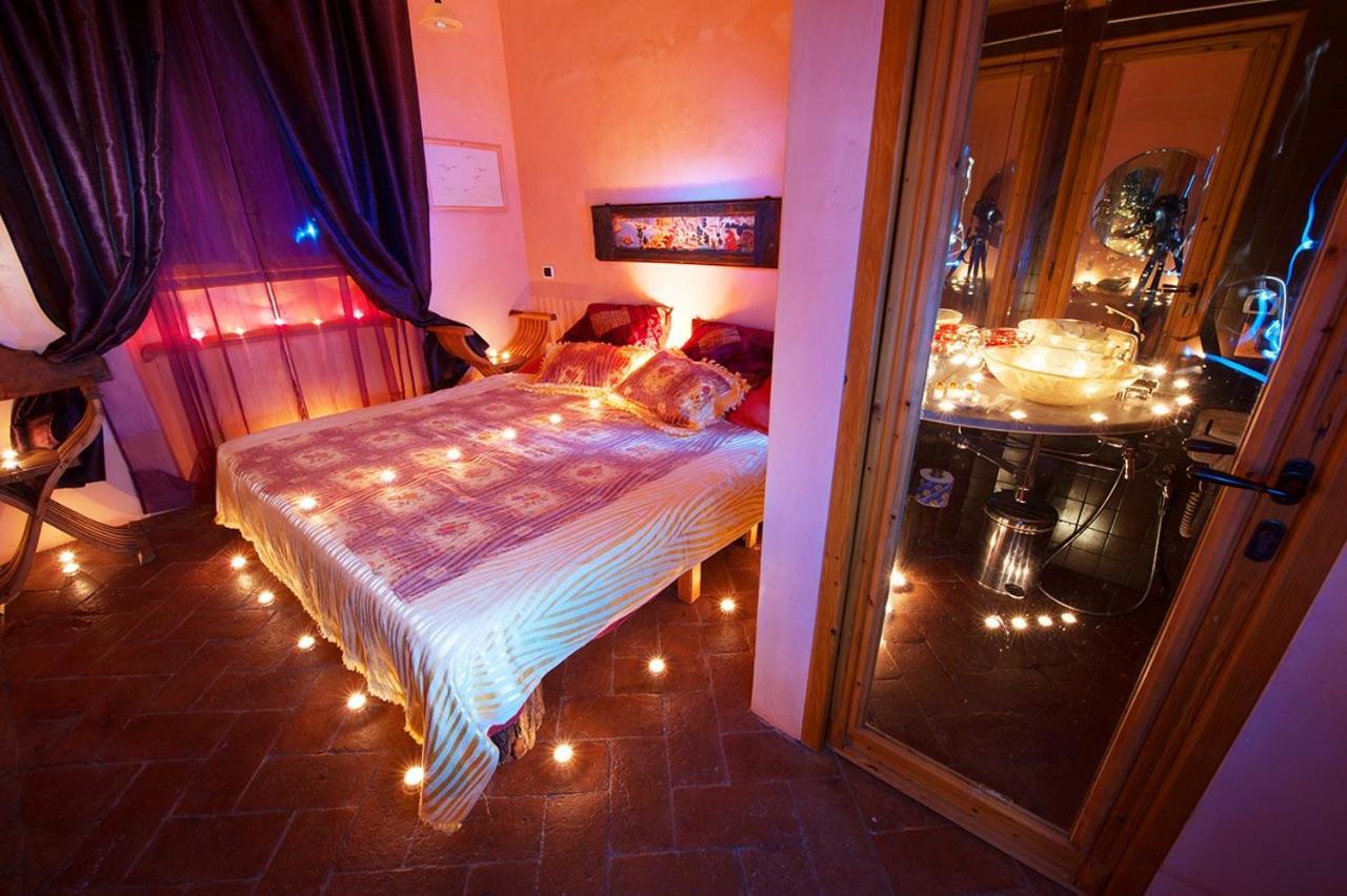 Castello Di Montalbano Bed & Breakfast *