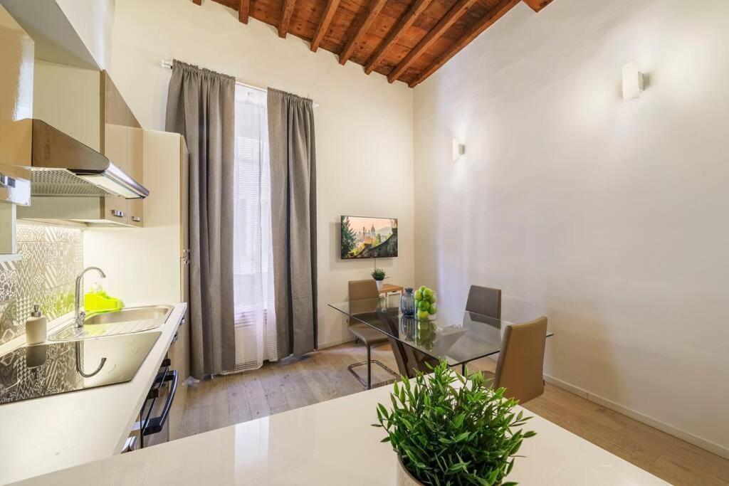 Unyca - Heart Of Apartment Florence