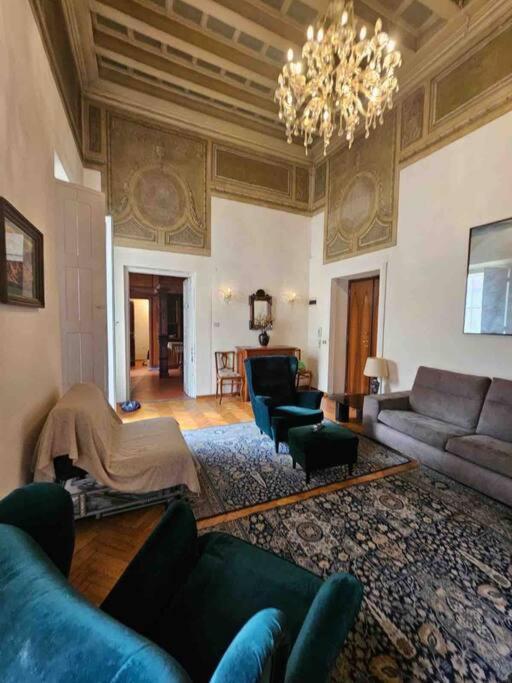 Storico Nel Centro Florence