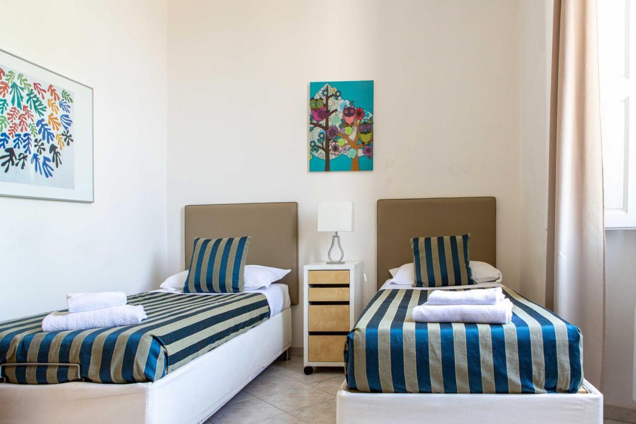 San Lorenzo Market - 2 Bedroom