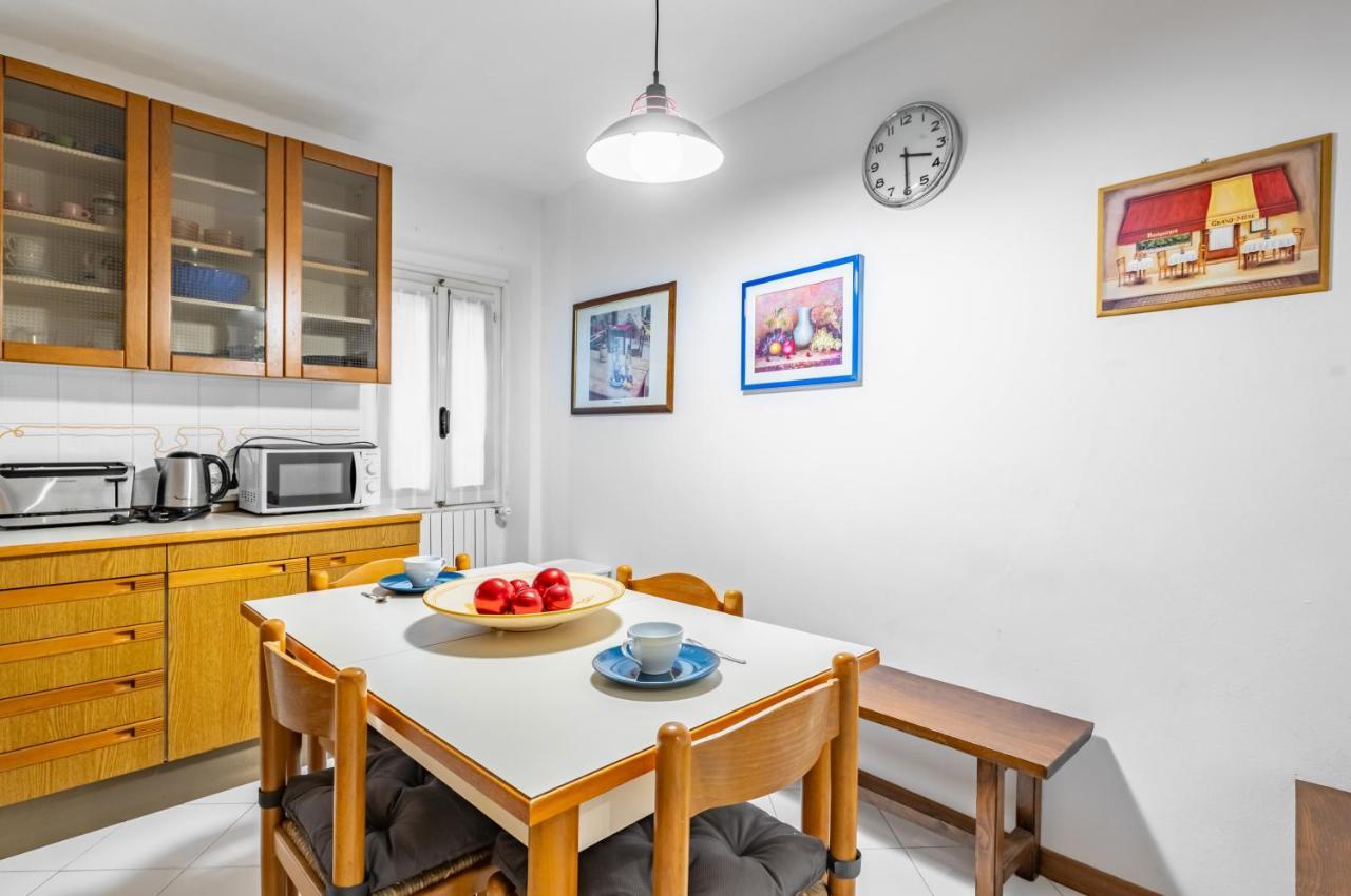 Sant'ambrogio Apt: Your Hideaway Appartamento *