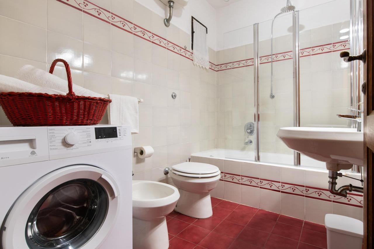 Spacious Family Flat S. Spirito 8 Sleeps Florence