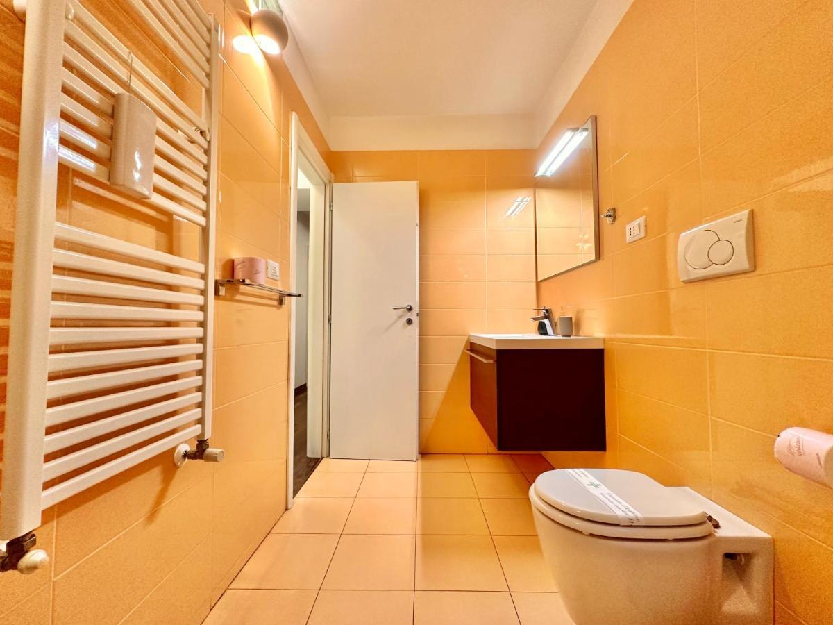 Apartment A 2 Passi Dal Duomo Con Parcheggio E 3 Florence