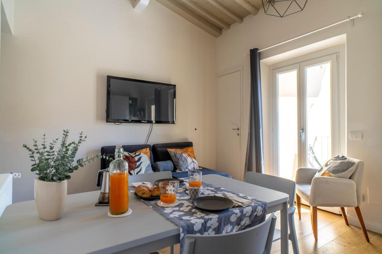 Roofscape View Apartment Florence