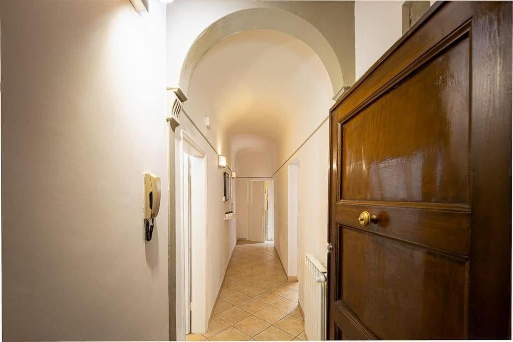 Santa Rosa - Oltrarno Apartment *