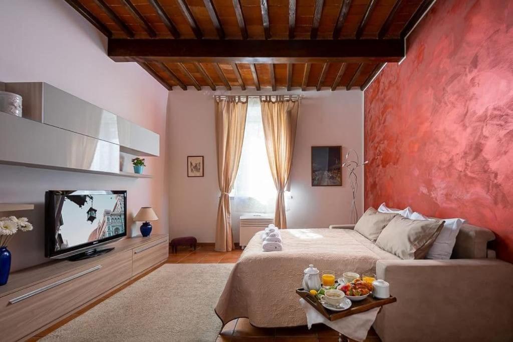Santa Rosa - Oltrarno Apartment Florence