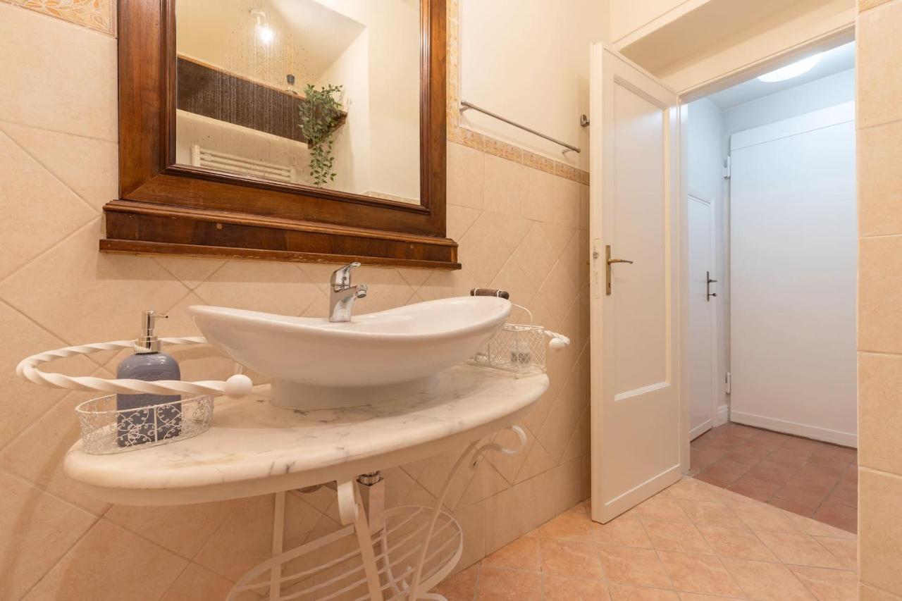 Sambrogio Suite-hosted By Sweetstay Appartamento *