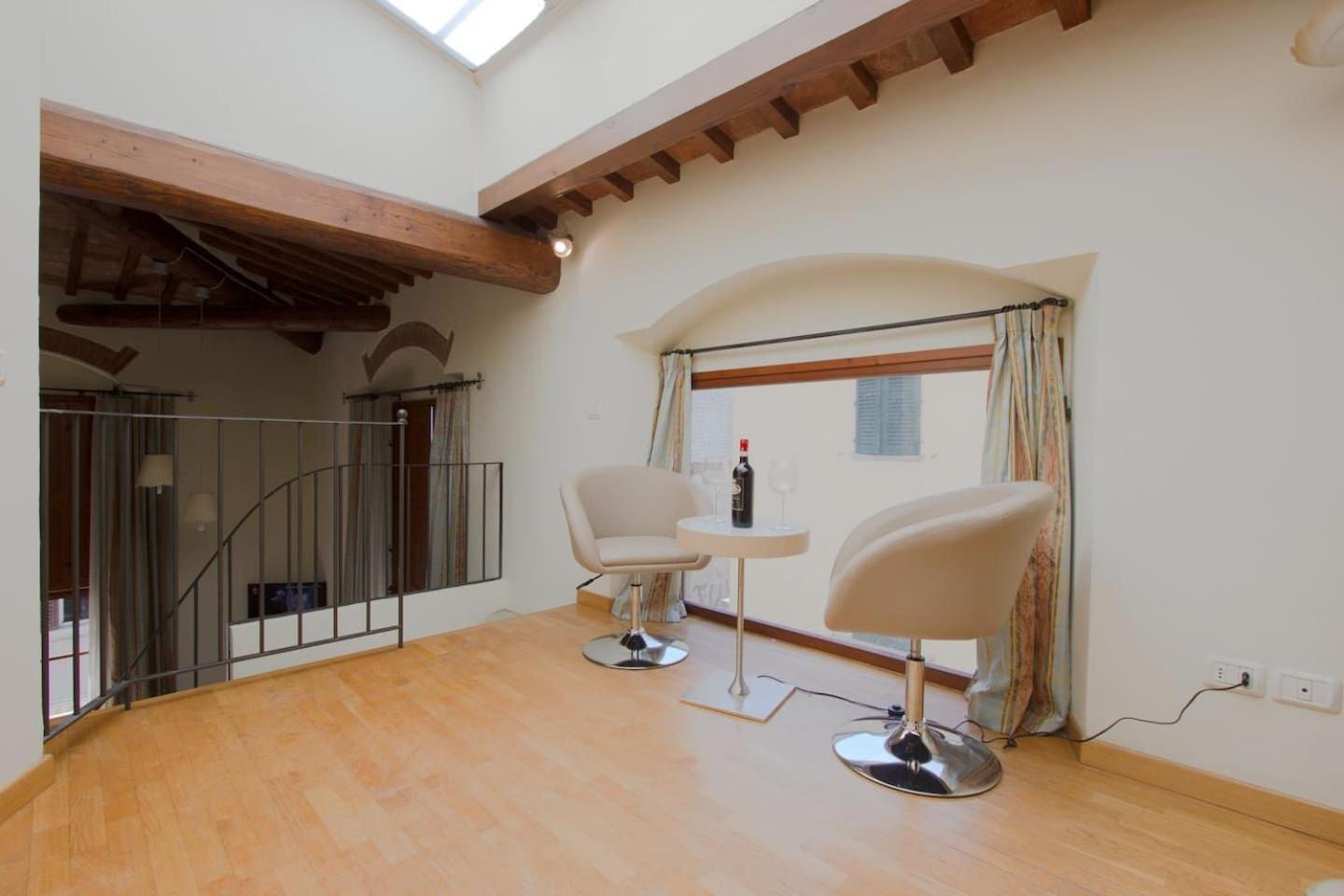 Santa Reparata Loft Apartment