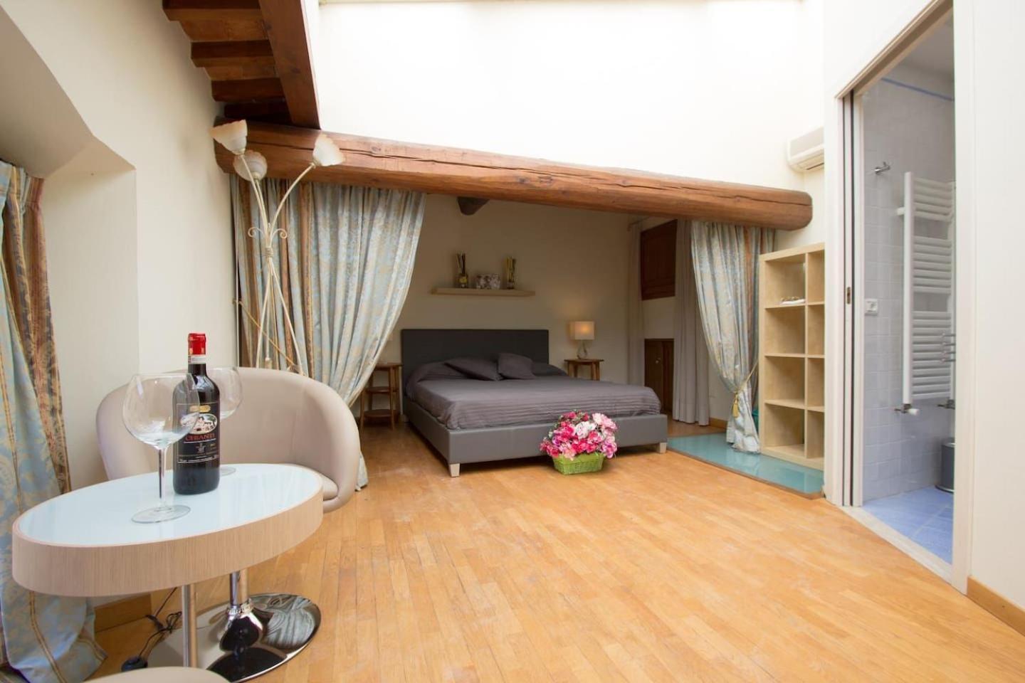Santa Reparata Loft Apartment *