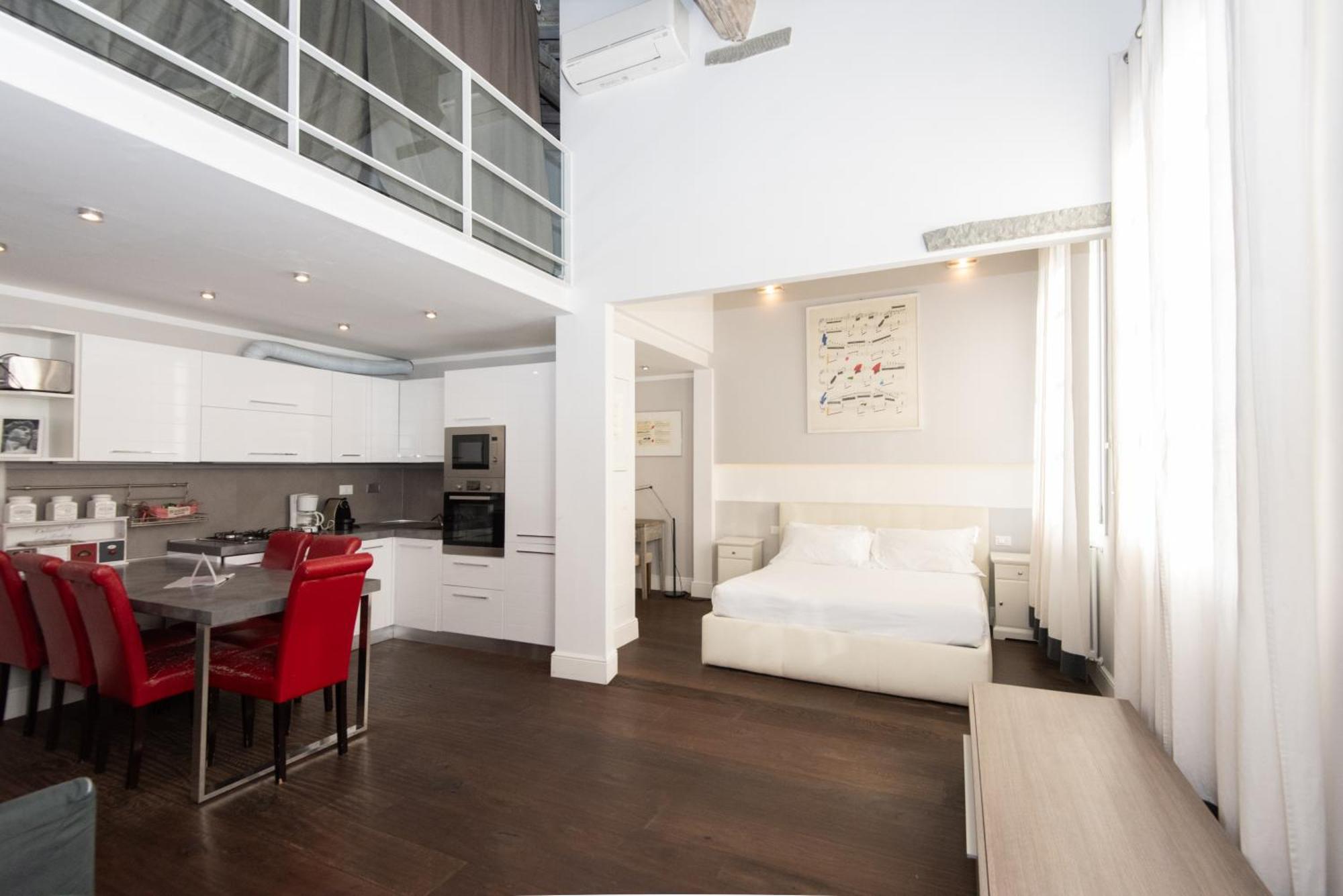 Lucrezia By Prestige * Florence