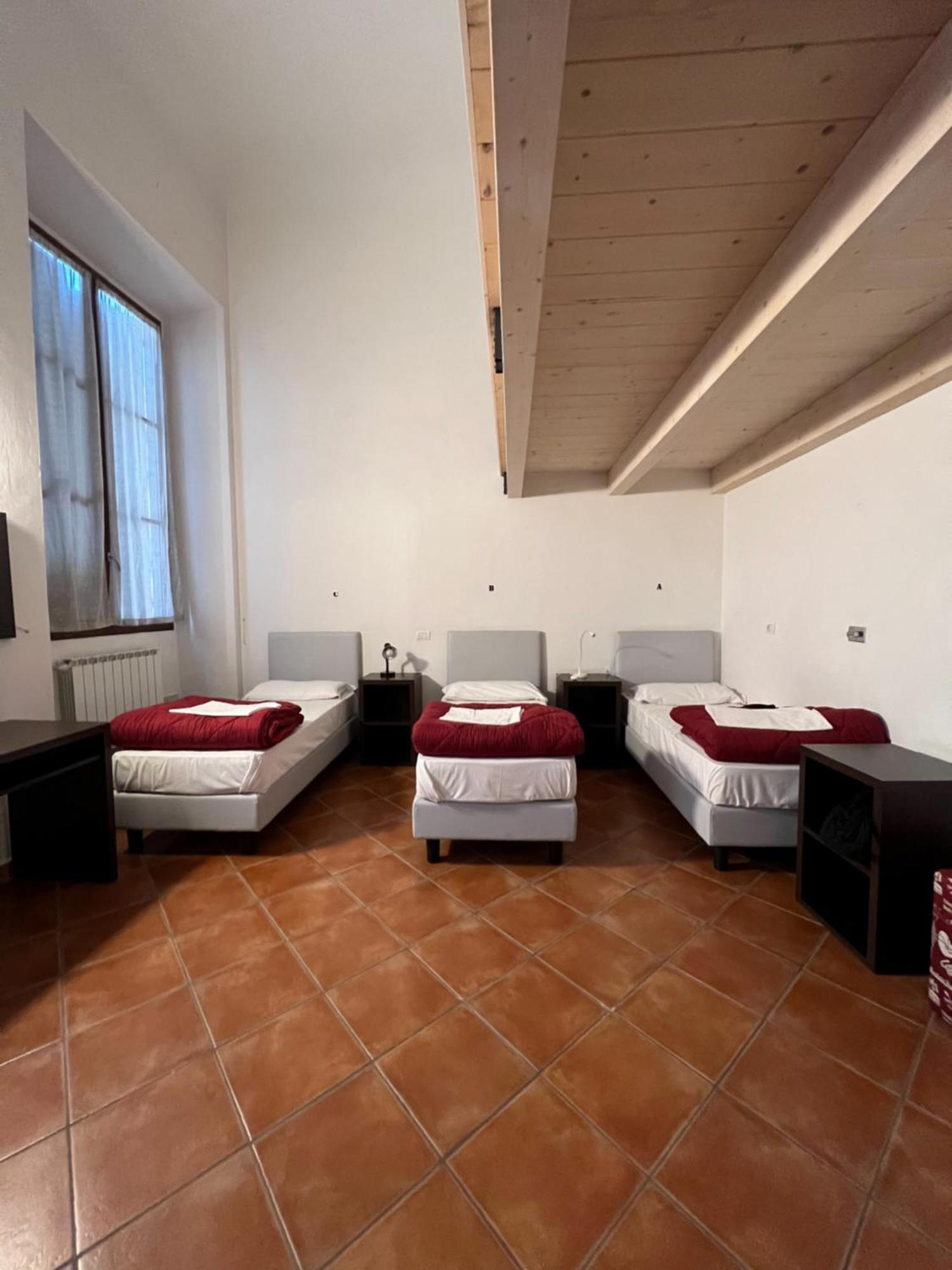 Emerald Palace Hostel