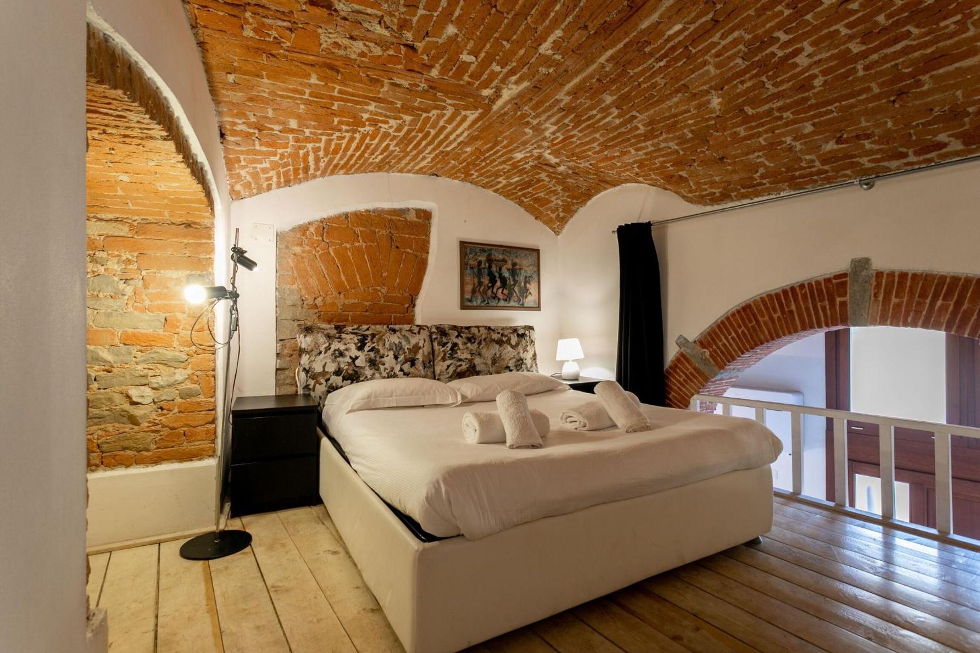 Apartment Oltrarno Loft By Halldis Florence