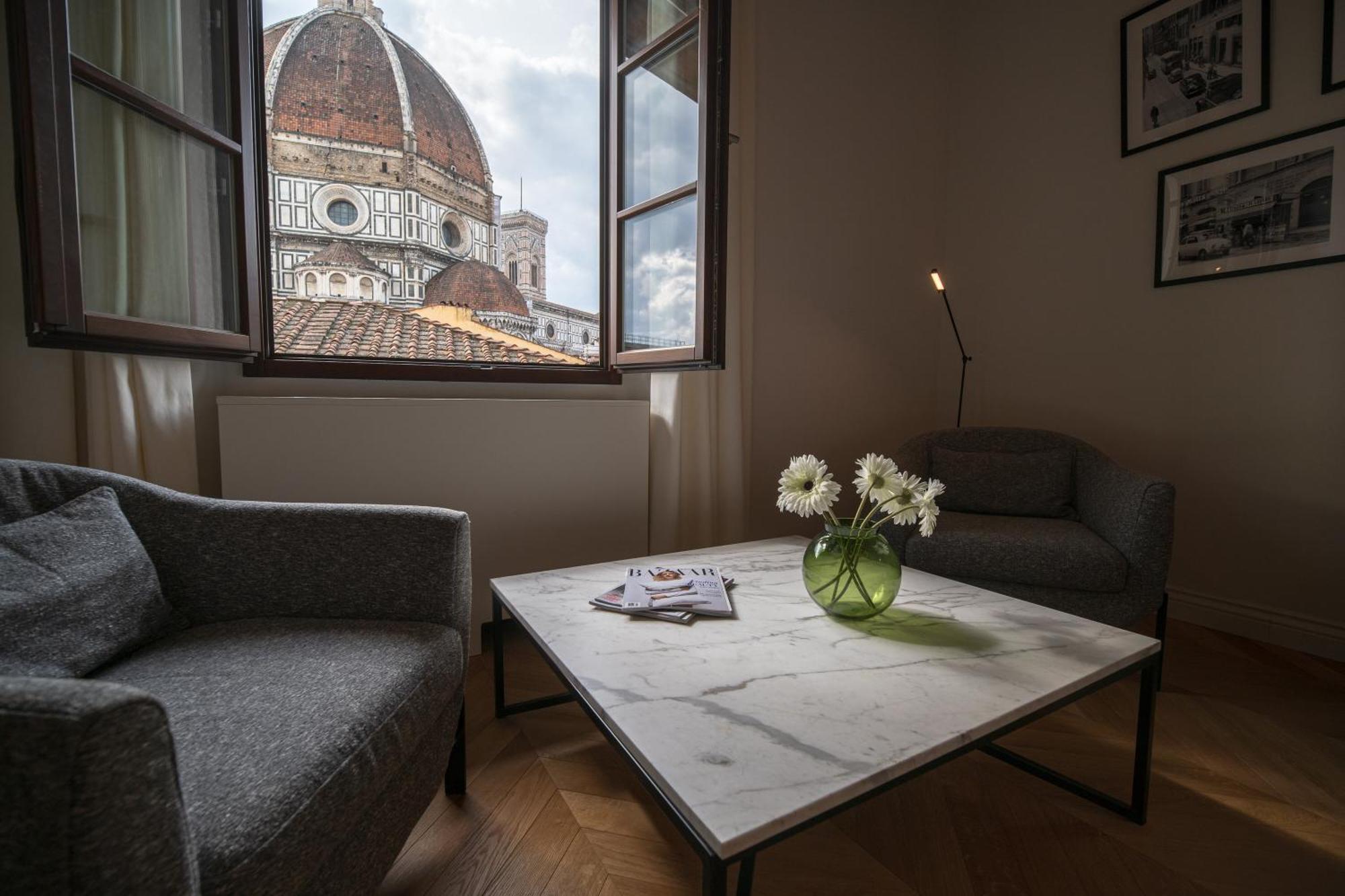 Apartment Windows On Dome Luxury Rooftop Florence