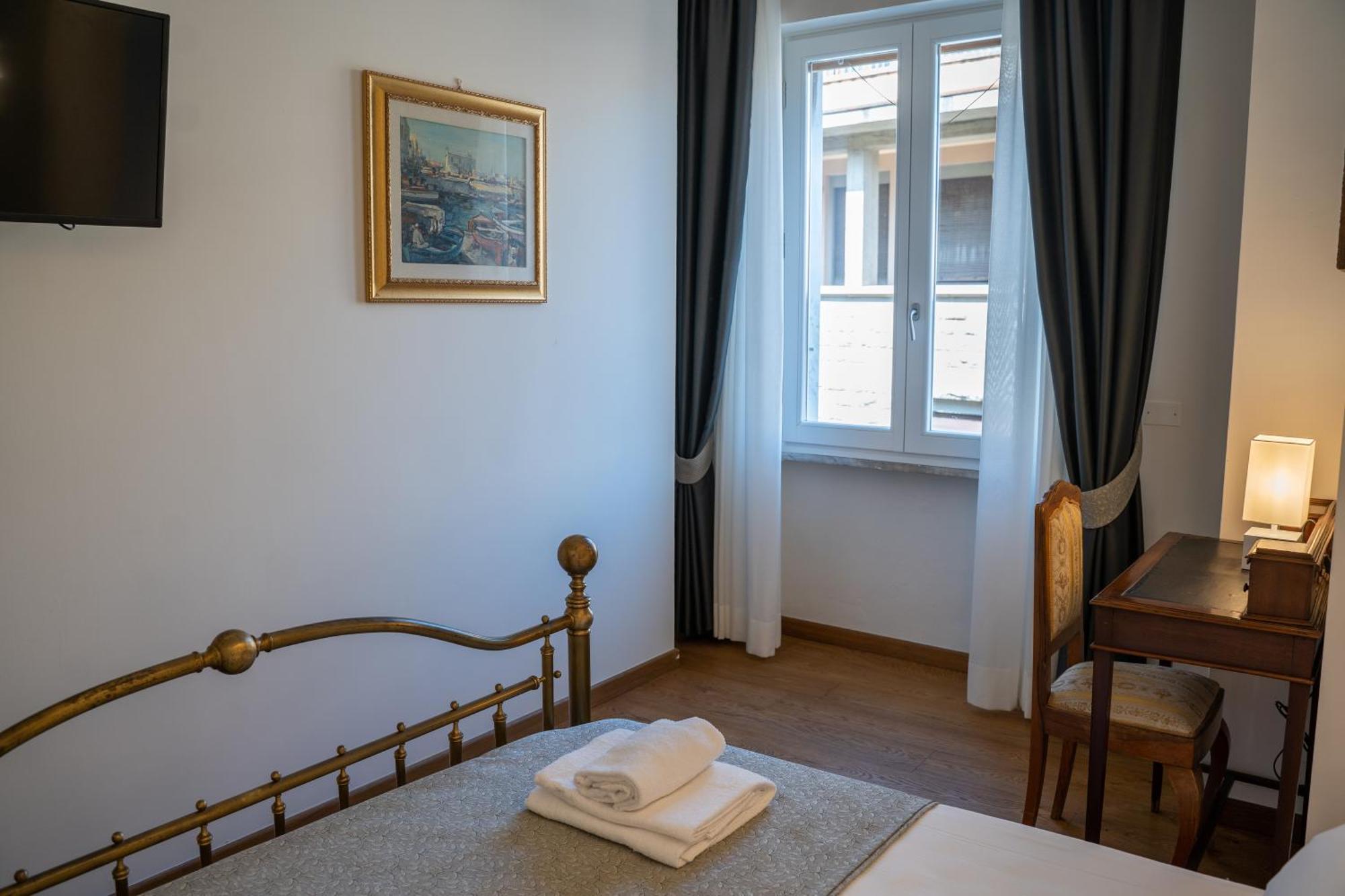 Residenza Degli Speziali Bed & Breakfast Florence