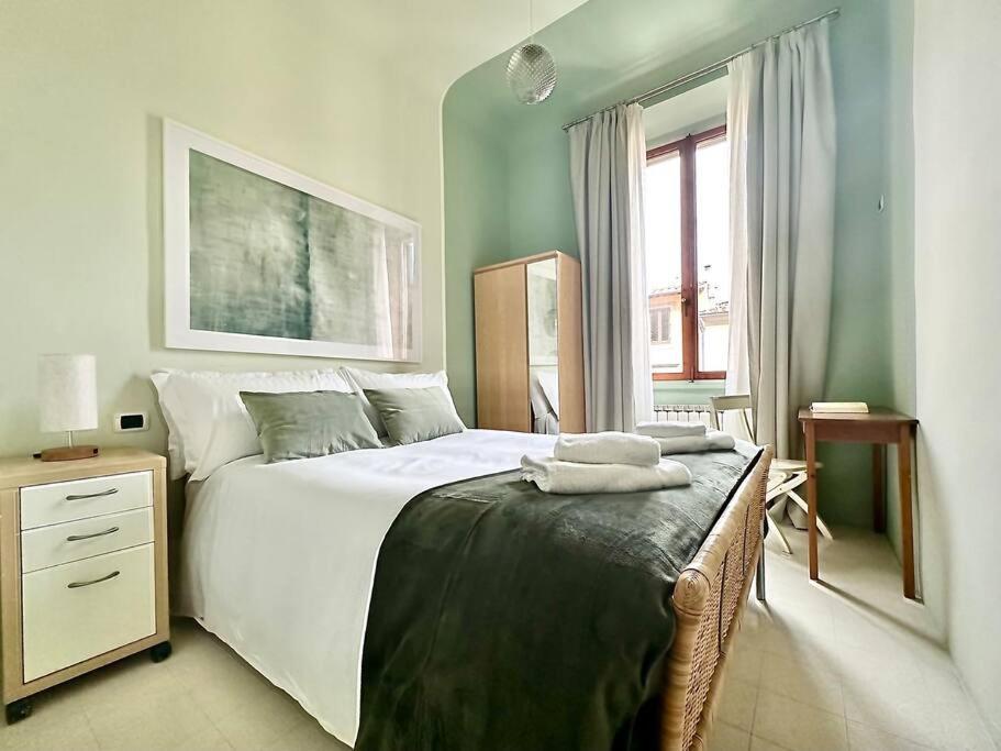 Guest house Raffaelli Travel Close San Frediano Florence