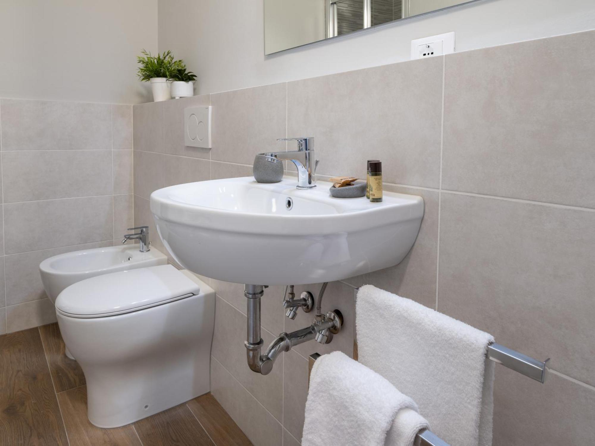 Apartment Ponte Alle Mosse - Dolcevita Florence