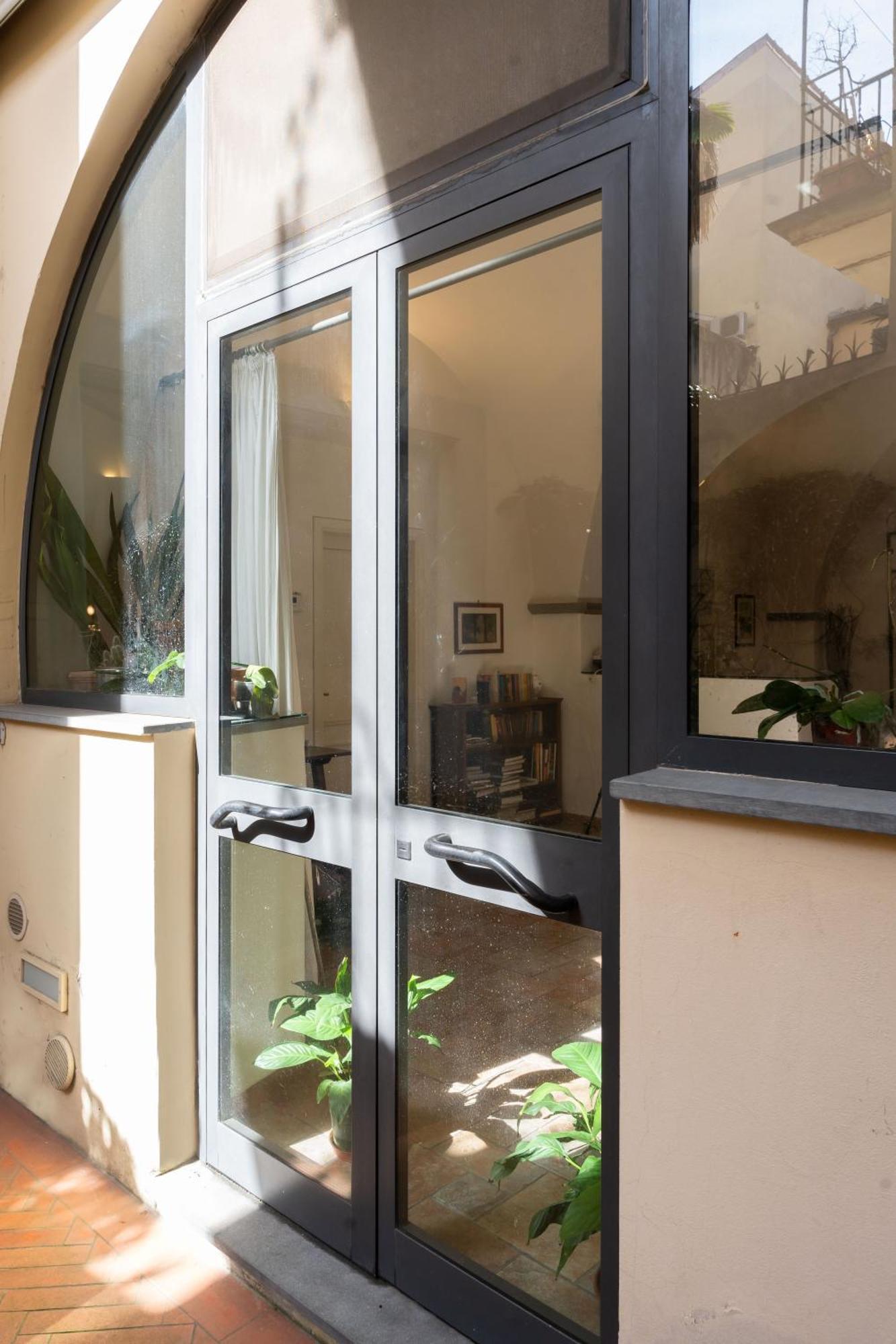 Characteristic In The Center Of Apartment Florence