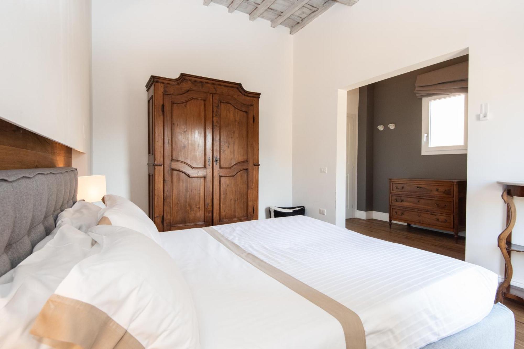 Ghiberti By Prestige Florence