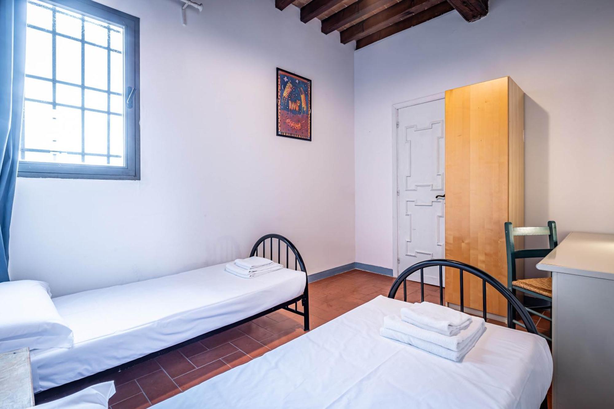 Roommo Oltrarno