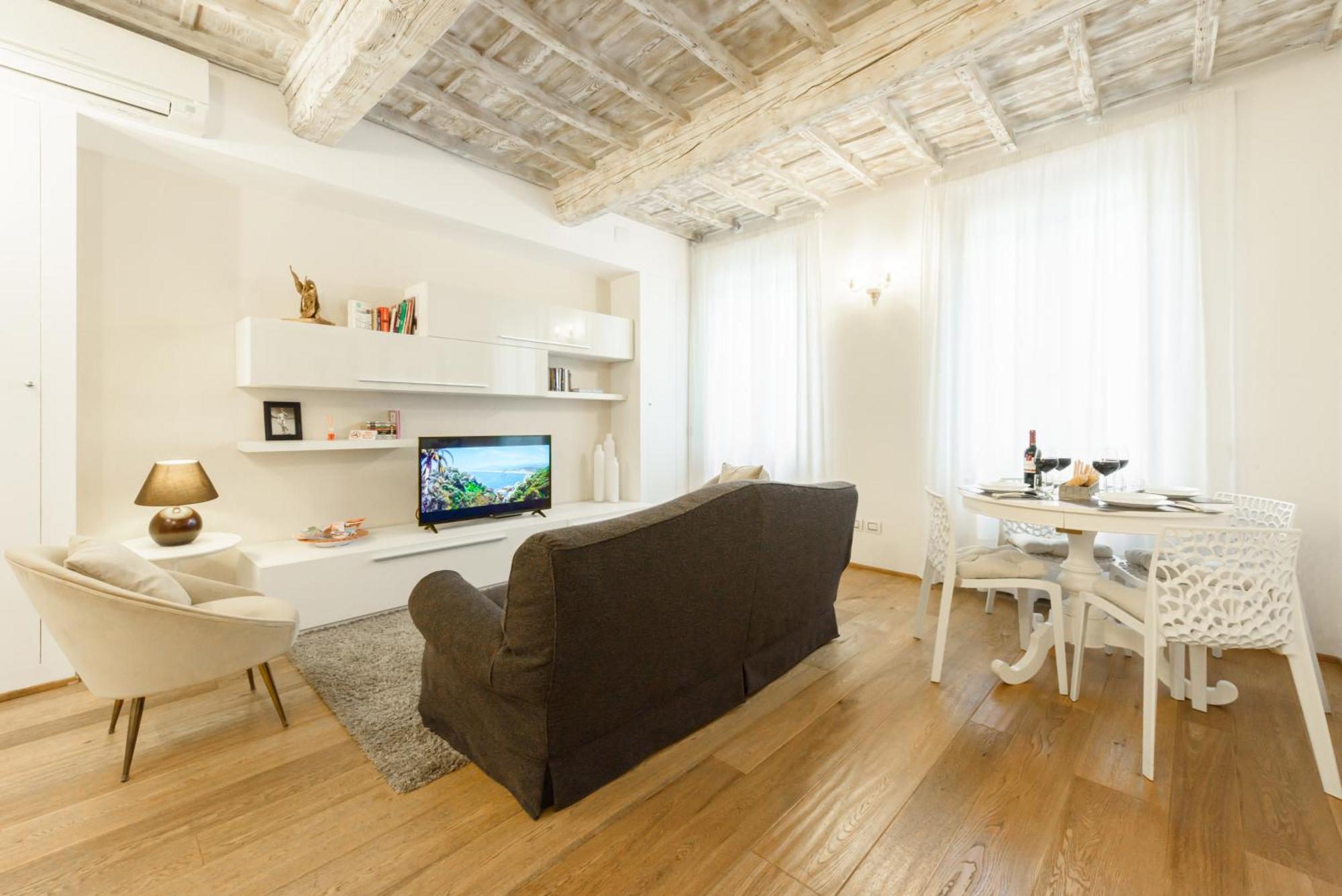 Apartment Don Giovanni By Mmega