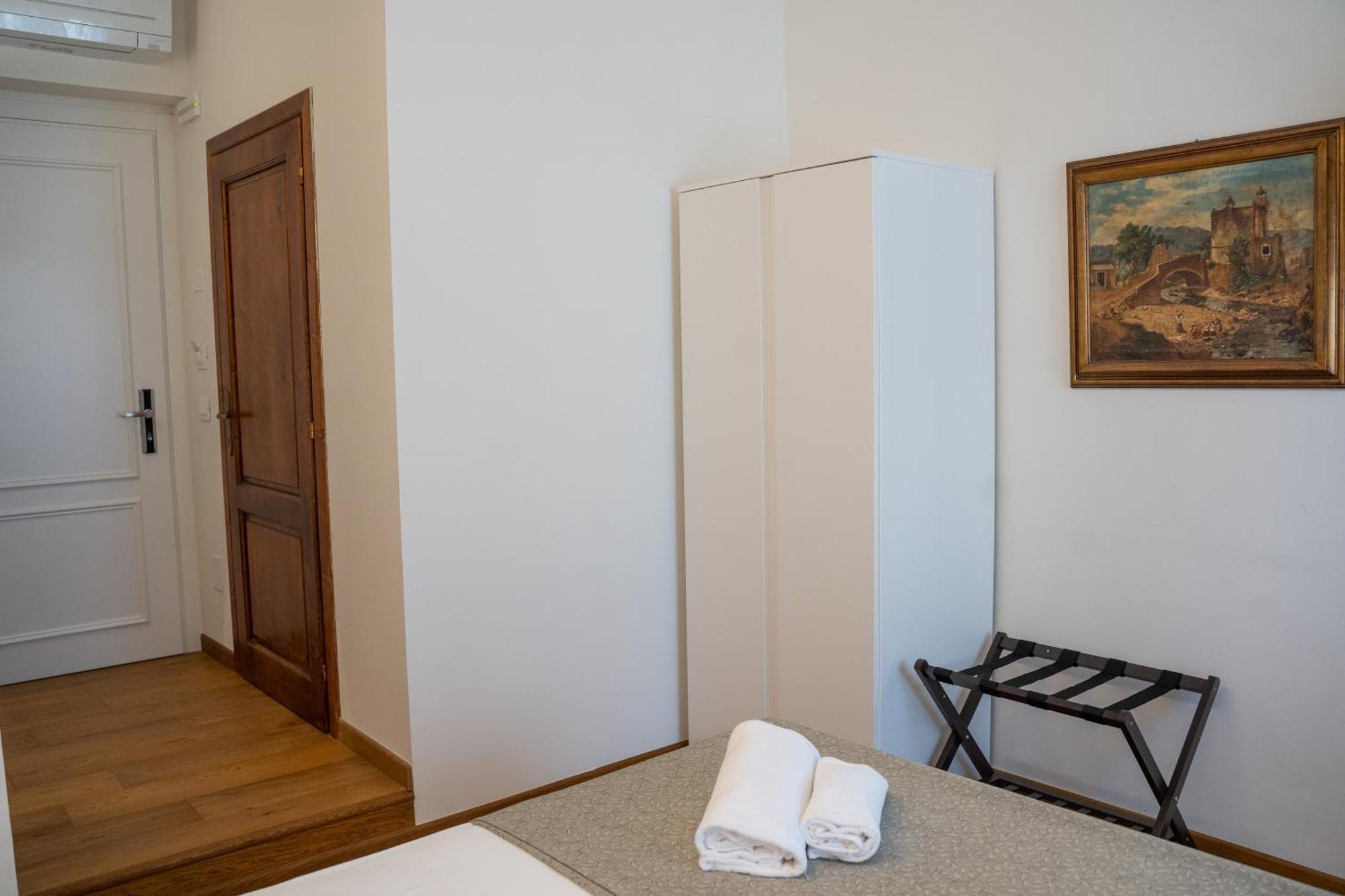 Bed & Breakfast Residenza Degli Speziali Florence