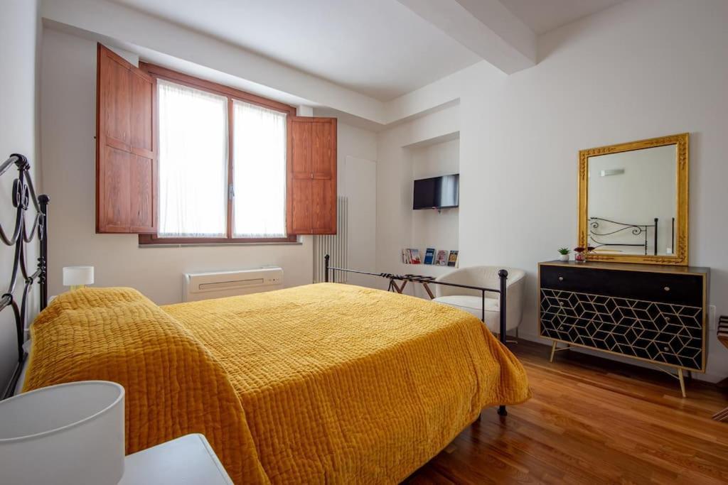 Ciompi Square-hosted By Sweetstay Appartamento Firenze