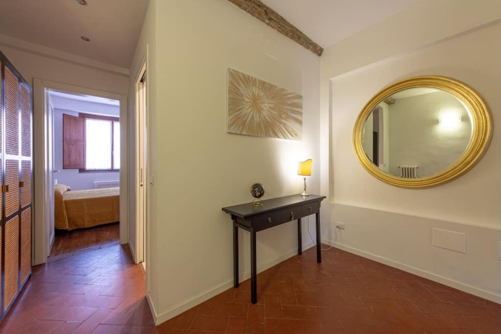 Ciompi Square-hosted By Sweetstay Apartment *