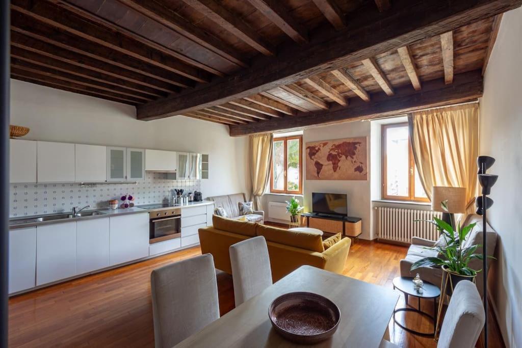 Appartamento Ciompi Square-hosted By Sweetstay