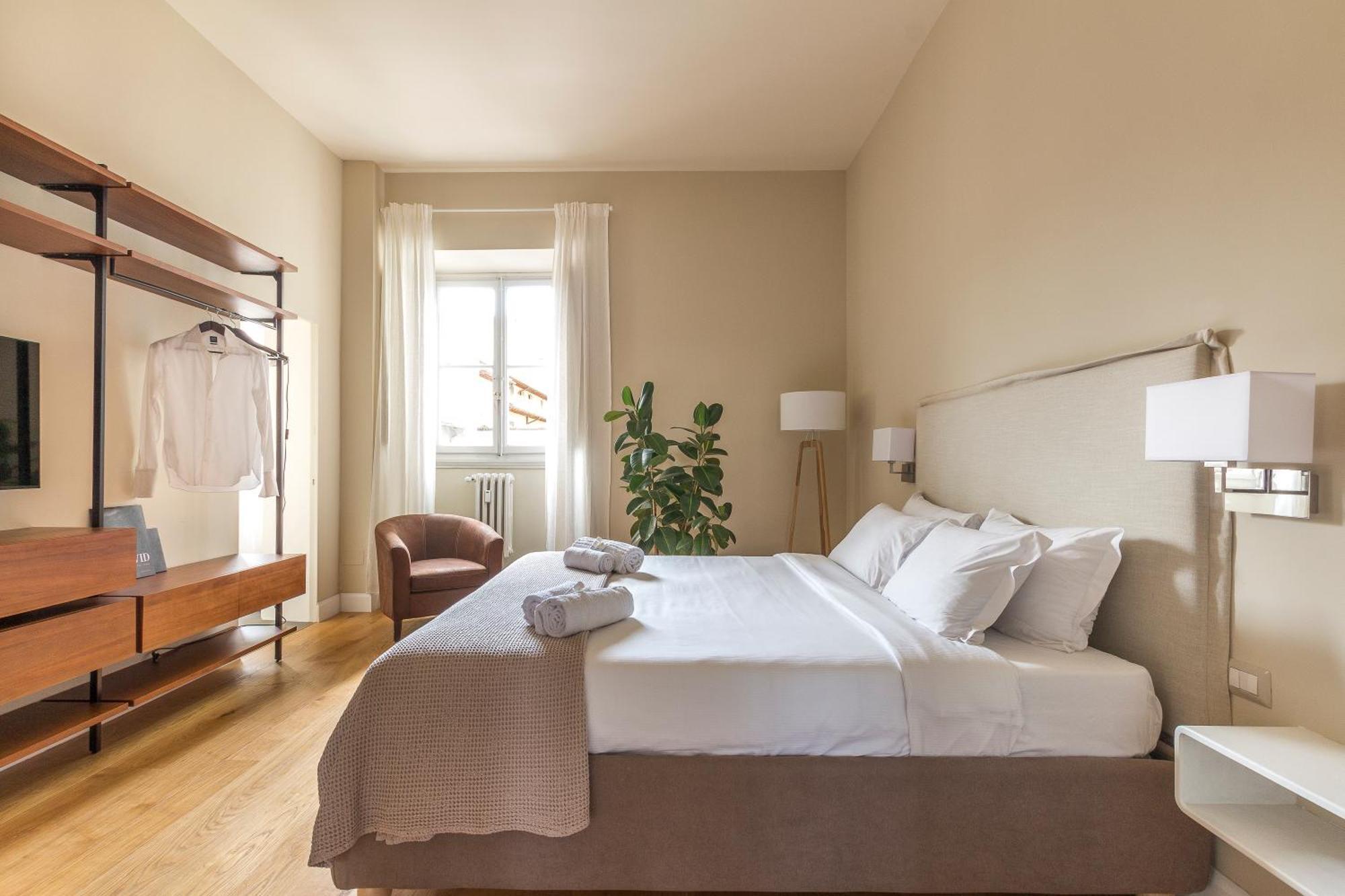 Lungarno Marvelous With Private Parking Apartment Florence