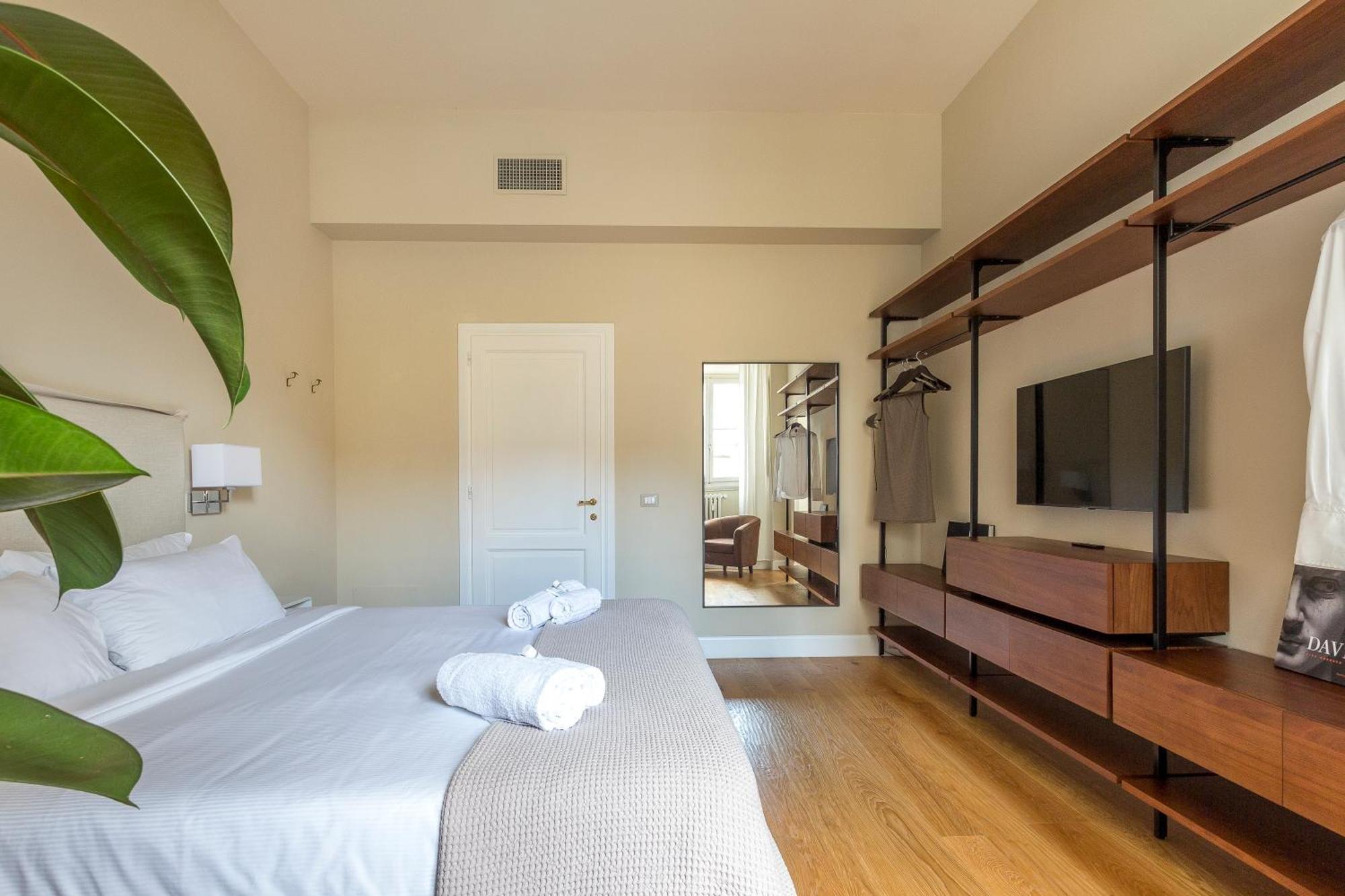 Apartment Lungarno Marvelous With Private Parking Florence
