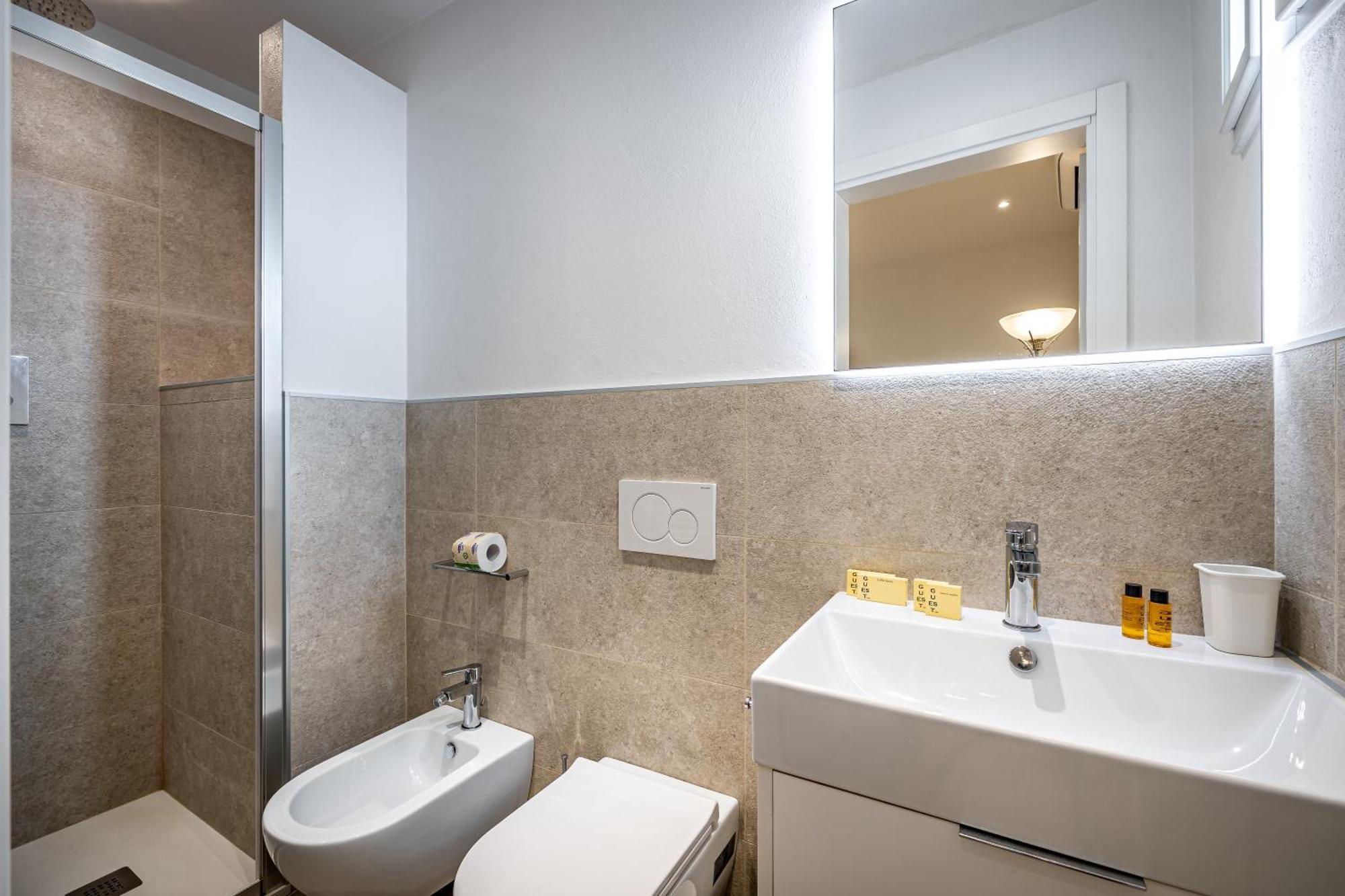 Roommo Via Dei Pilastri Giada Firenze