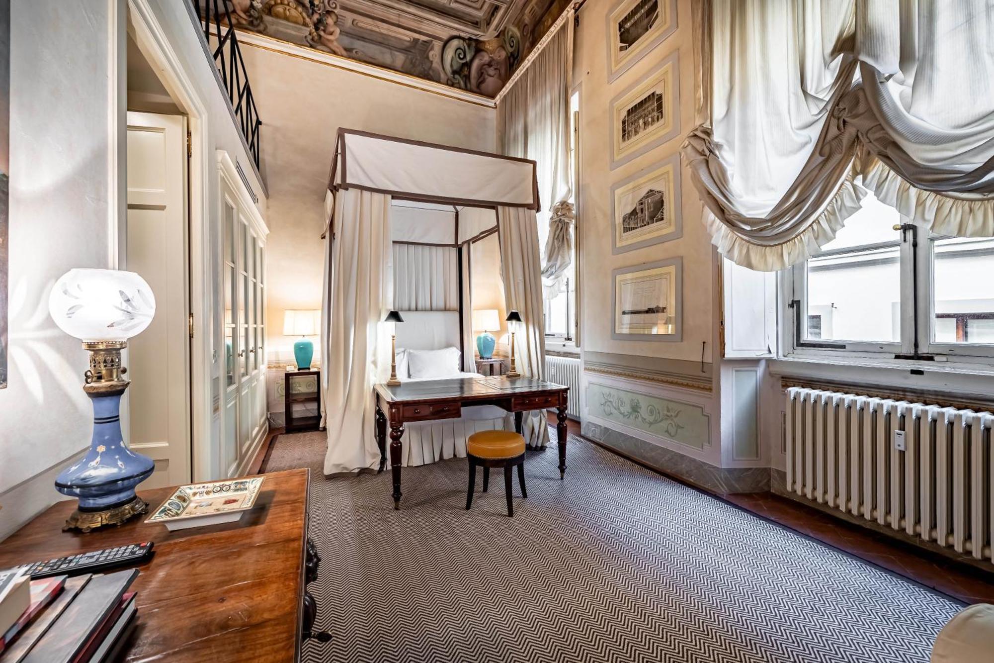 Yid Bargello Luxury Firenze