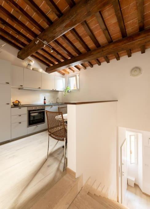 Keys Of Italy - Maytreya - Albero 2 - Train Station Two Bedroom Flat 2nd Floor * Firenze