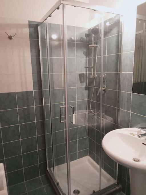 Nazionale B - Two Bedrooms Nearby Central Station * Florence