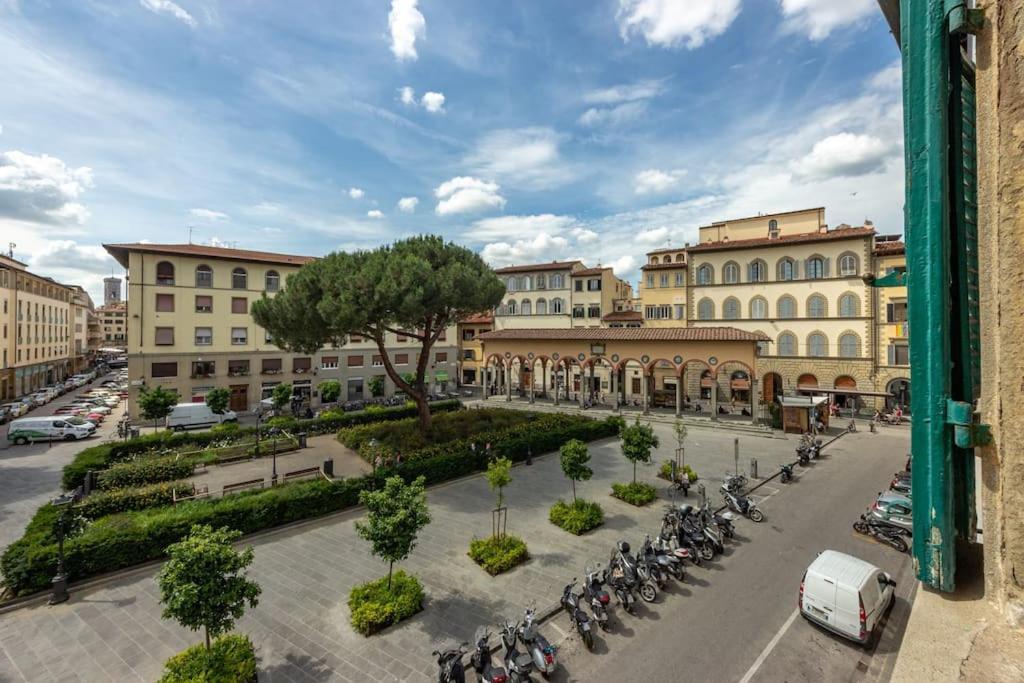 Appartamento Ciompi Square-hosted By Sweetstay *