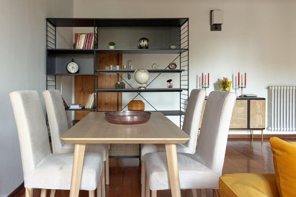 Apartment Ciompi Square-hosted By Sweetstay Florence