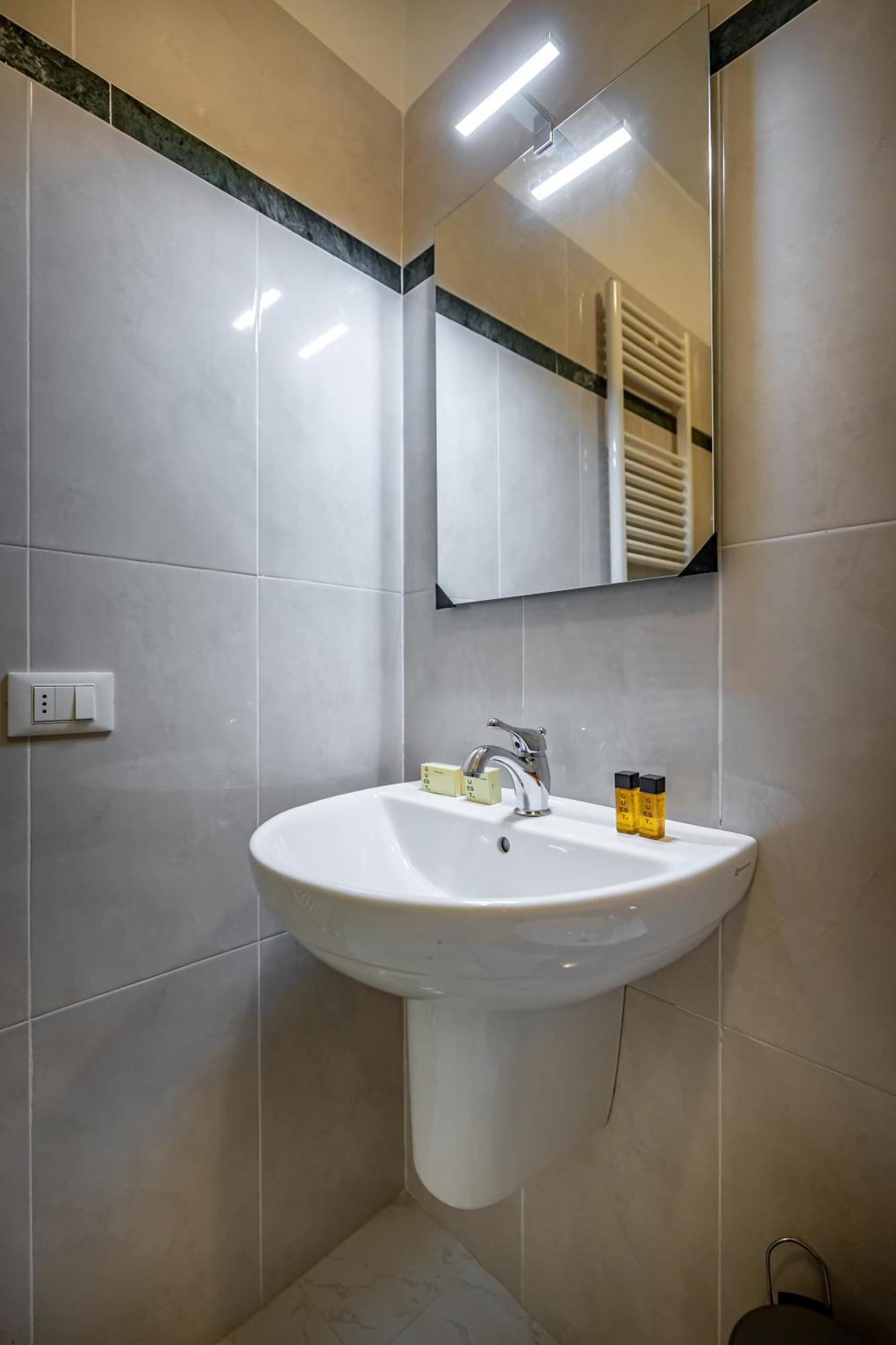 Yid Agnolo Three Bedroom In Florence